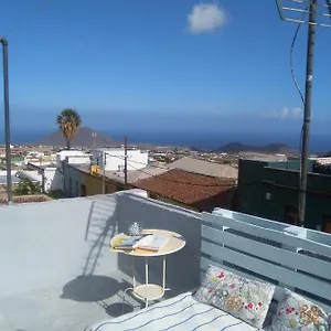 https://casa-angelina-guimar.in-canary-islands.com