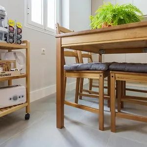 https://apartamentos-circulo-de-artistas.es-andalucia.com